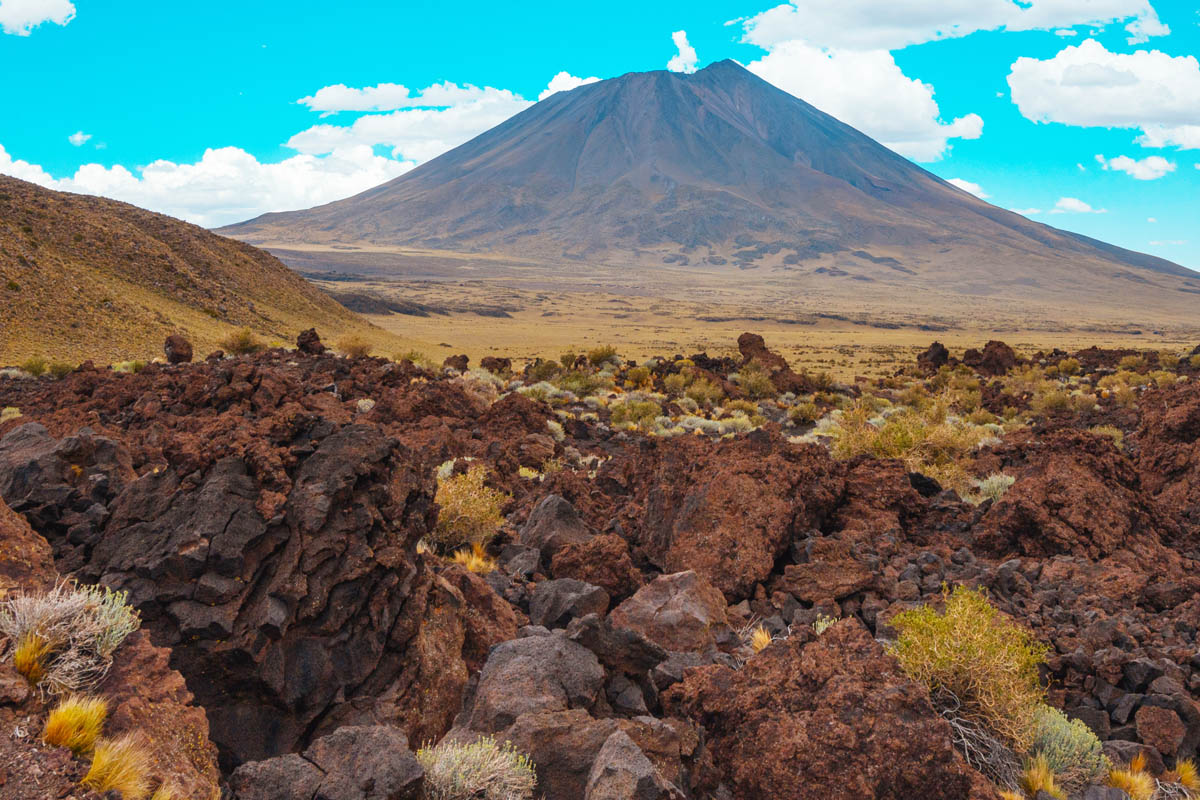Excursión a La Payunia en Malargüe